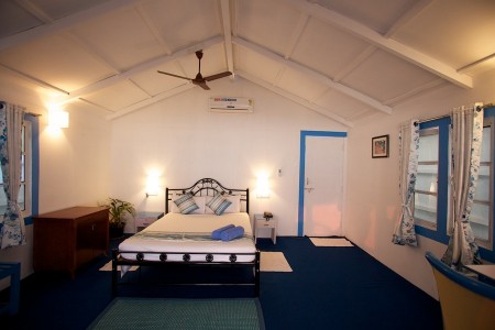 Private luxury sea facing cottages in Agonda beach- Bedroom 