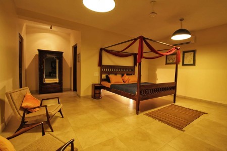 Riviera - 4 Bed Luxury Private Pool Candolim Villa- Bedroom 1 - Ground Level 