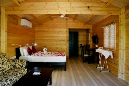 Lovely, cozy cottages in Varca, Goa- Bedroom 